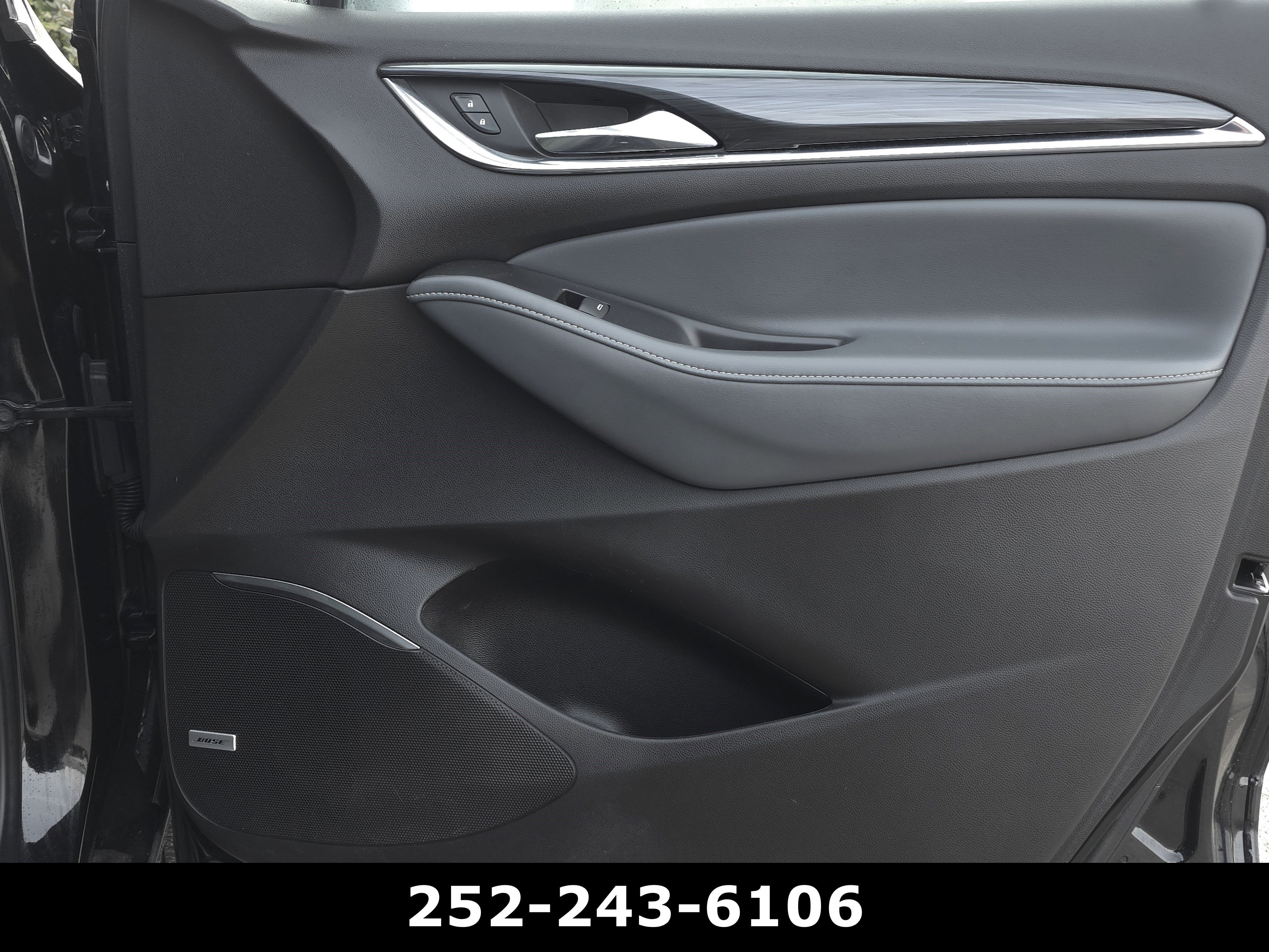 2021 Buick Enclave Essence