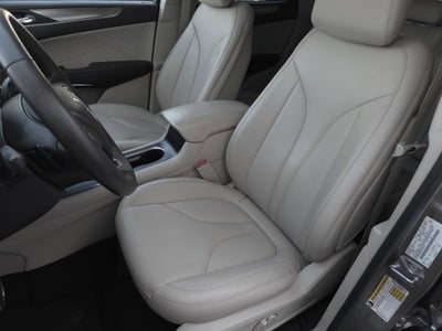 2019 Lincoln MKC Standard