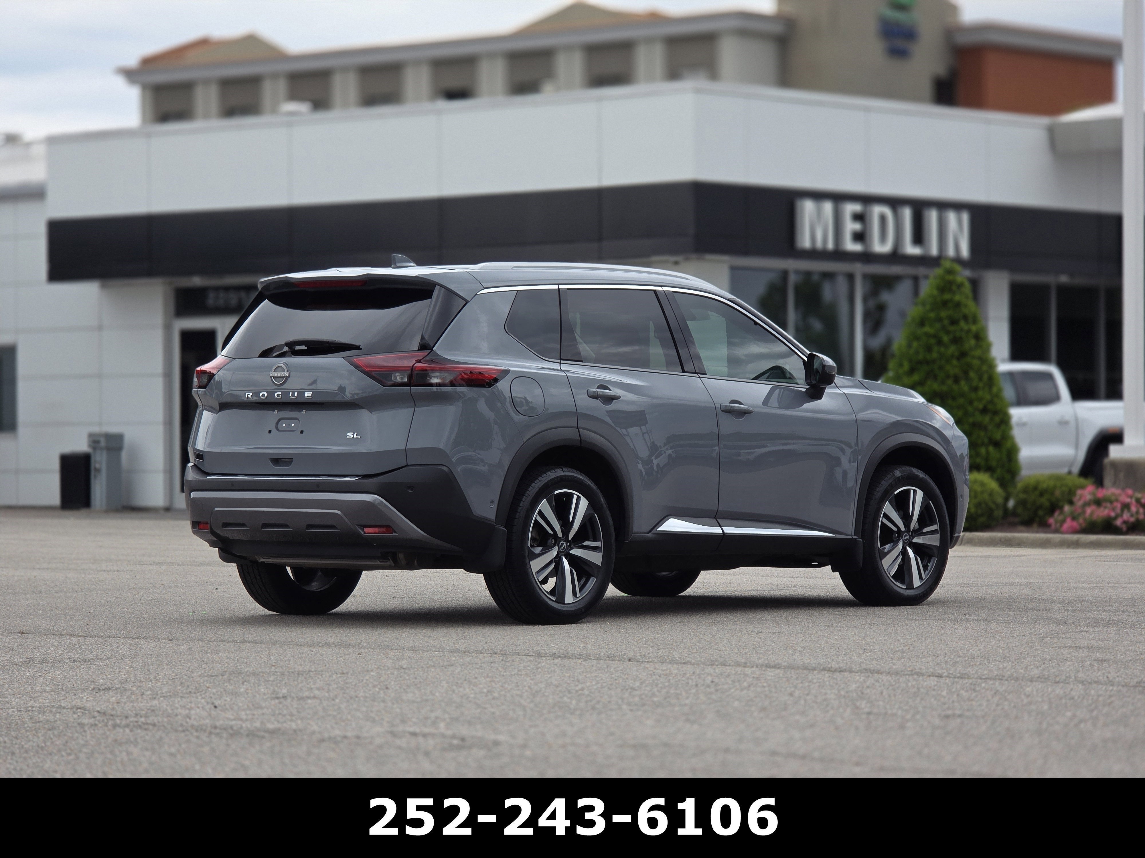 2023 Nissan Rogue SL