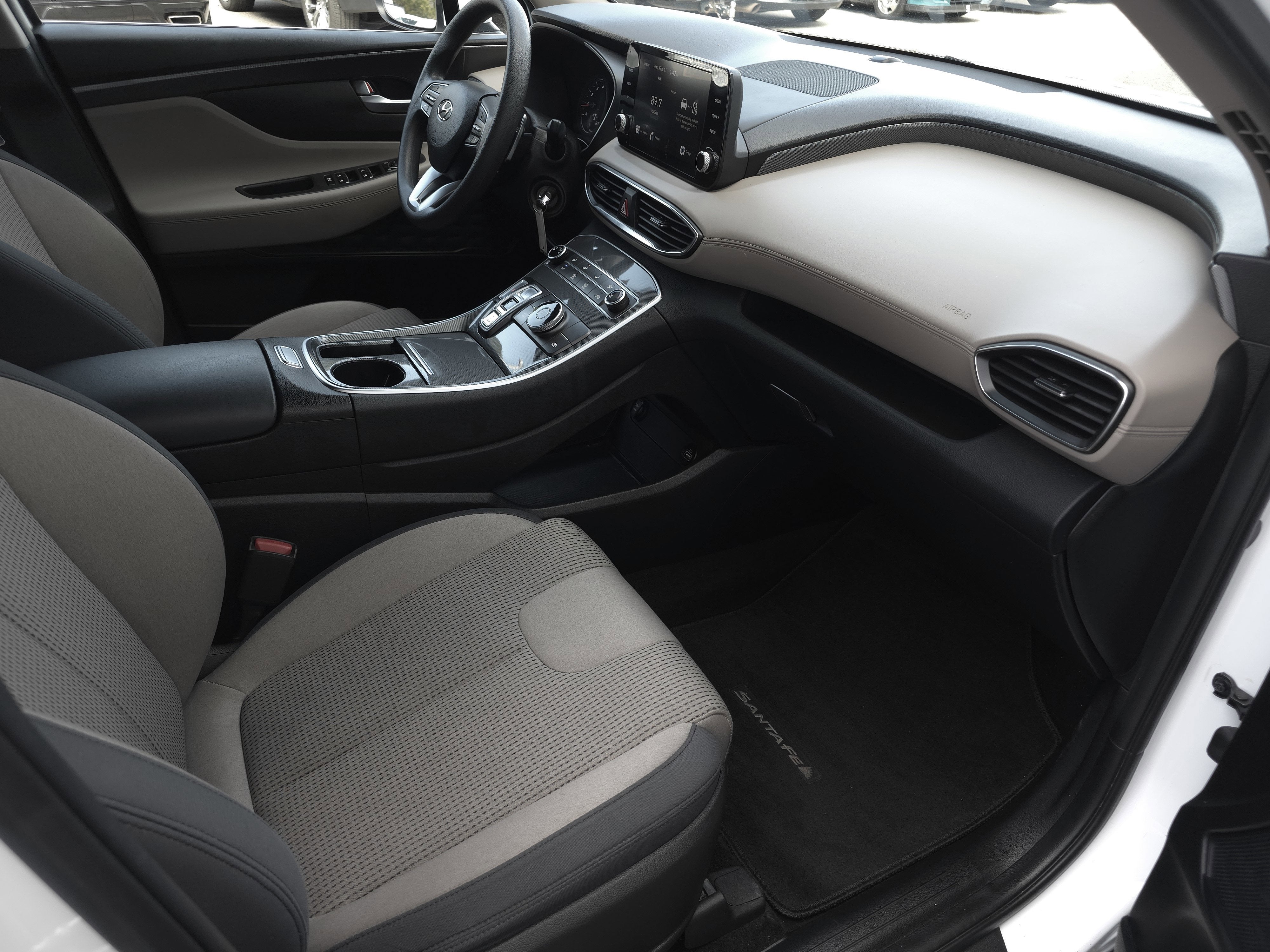 2023 Hyundai SANTA FE SE