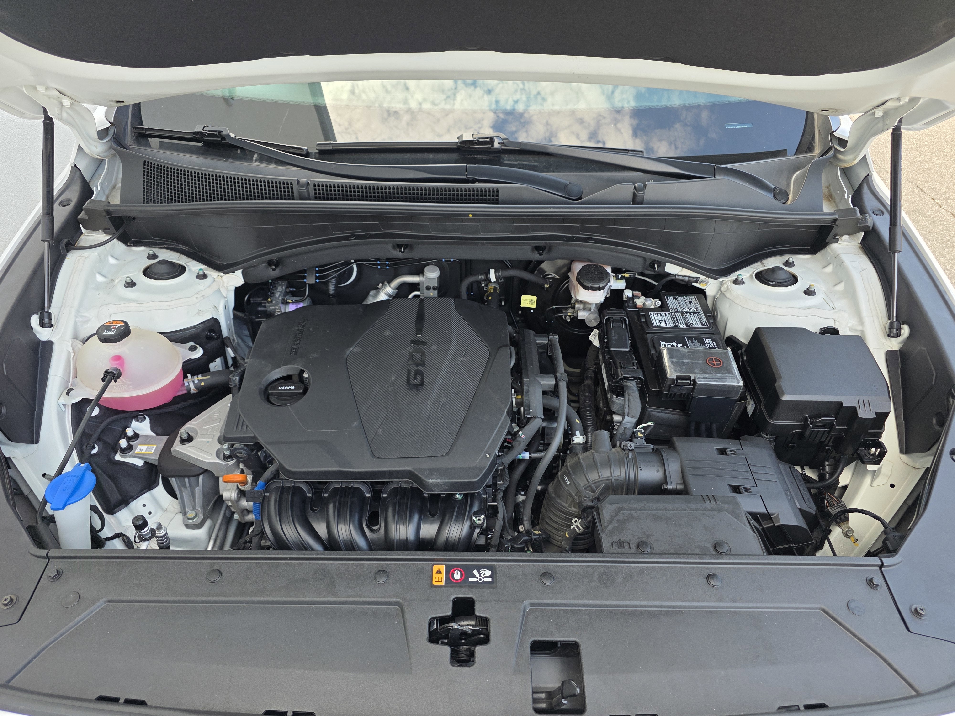 2023 Hyundai SANTA FE SE