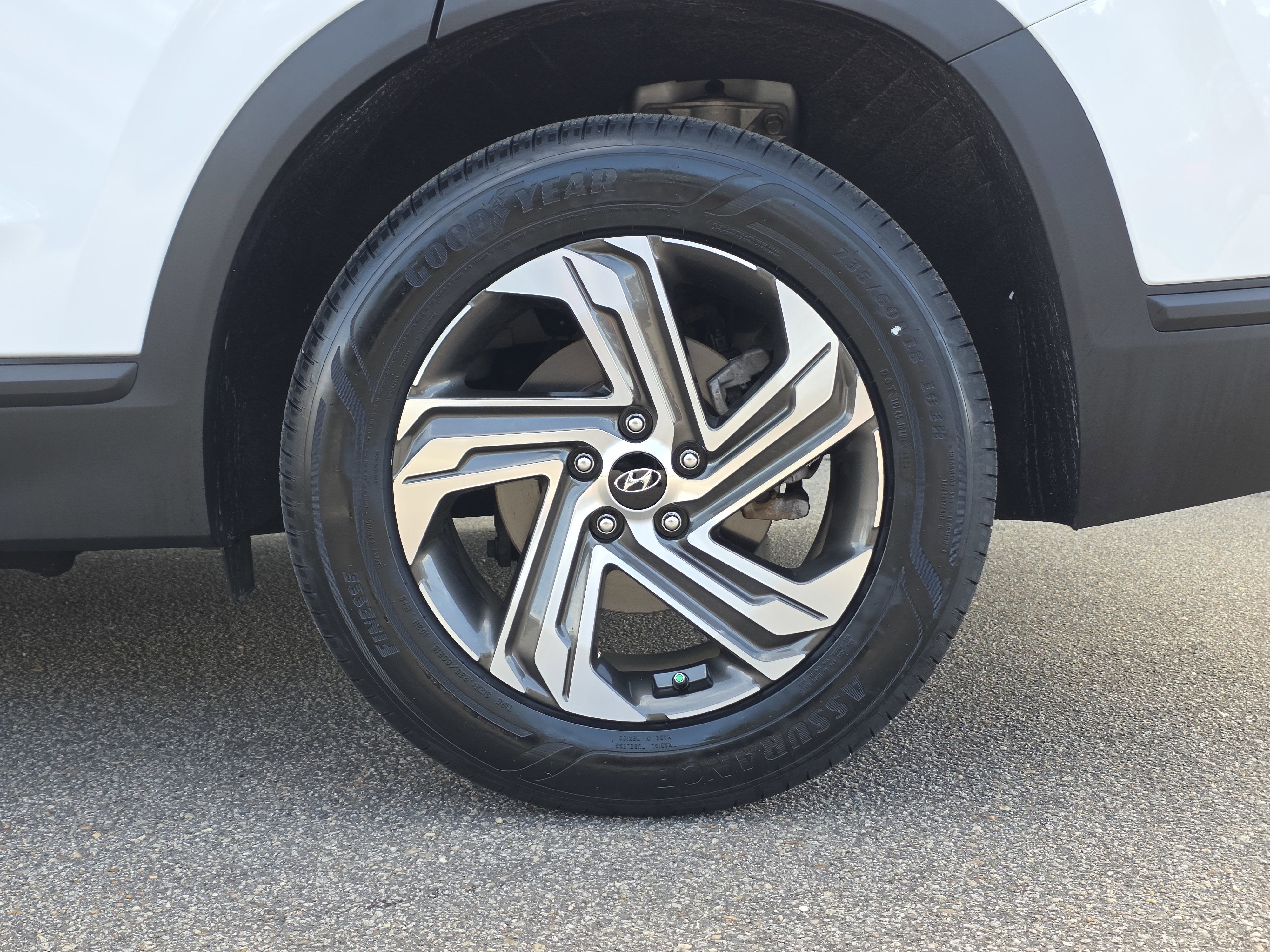 2023 Hyundai SANTA FE SE