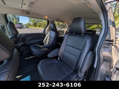2016 Toyota Sienna SE
