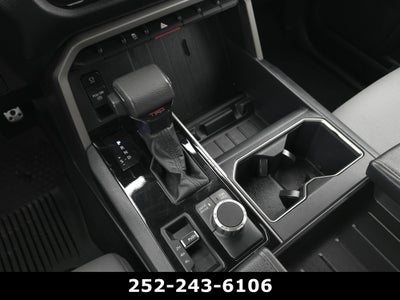 2022 Toyota Tundra 4WD SR5