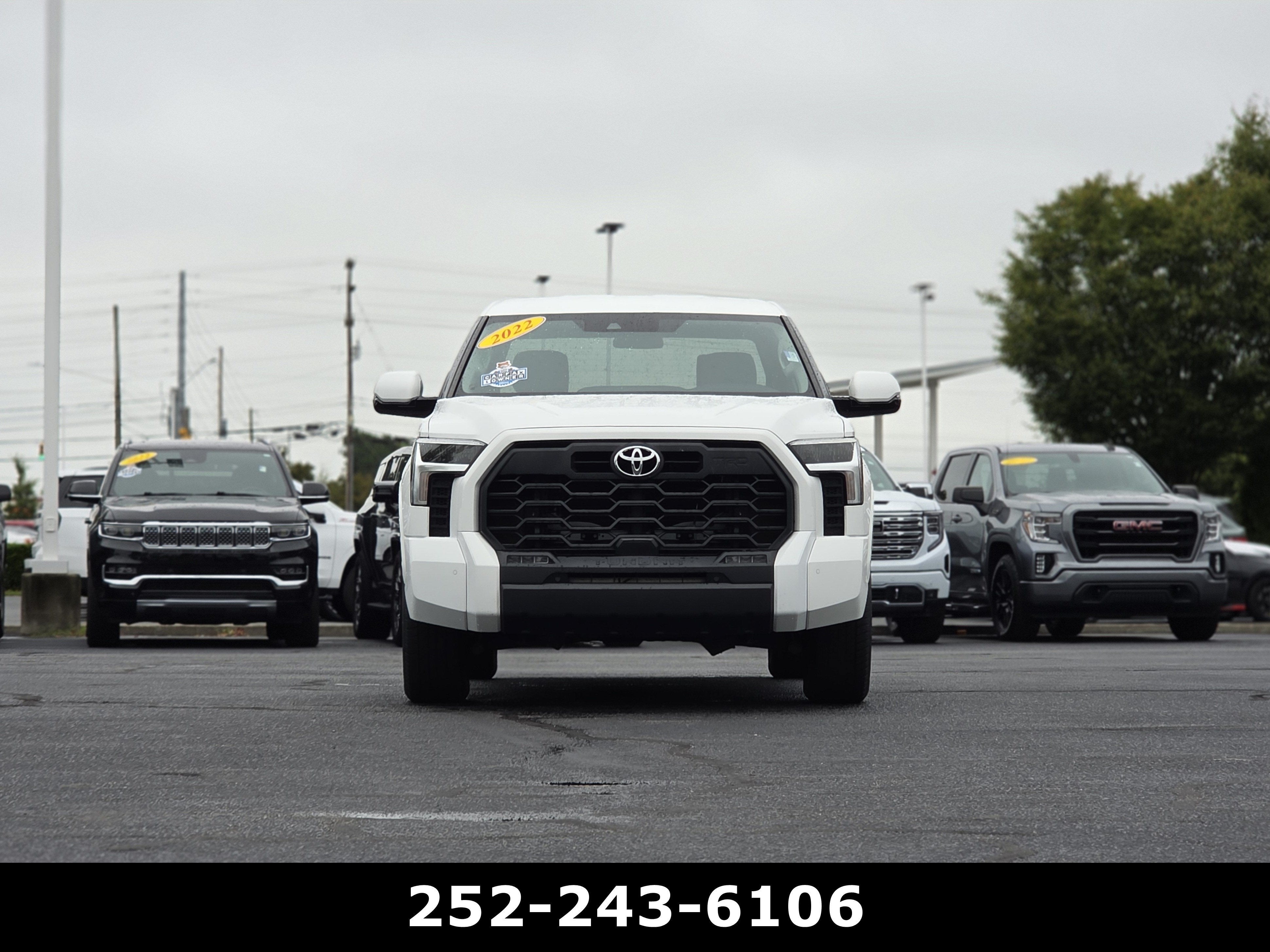 2022 Toyota Tundra 4WD SR5