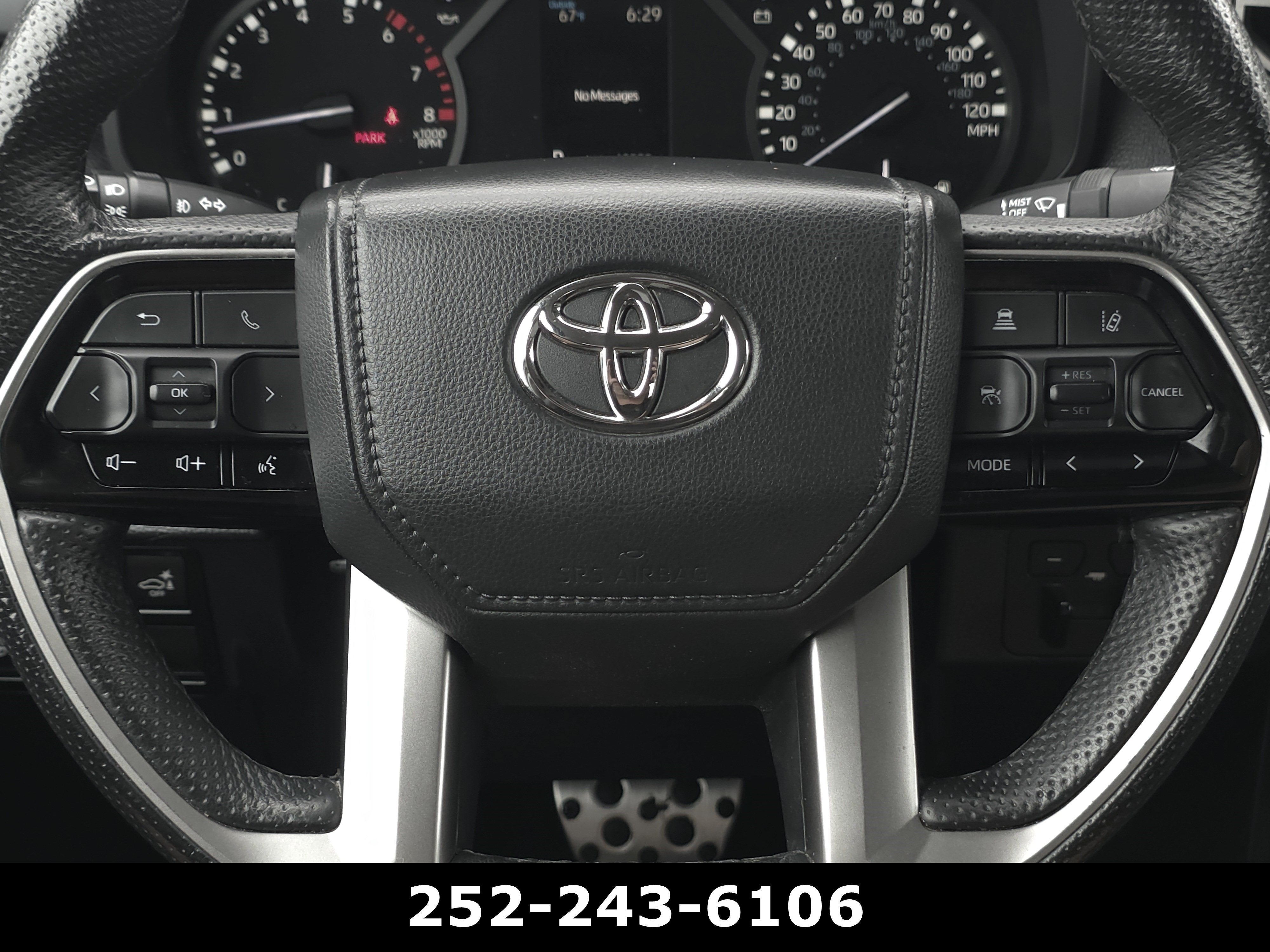 2022 Toyota Tundra 4WD SR5