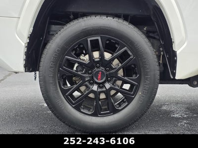2022 Toyota Tundra 4WD SR5