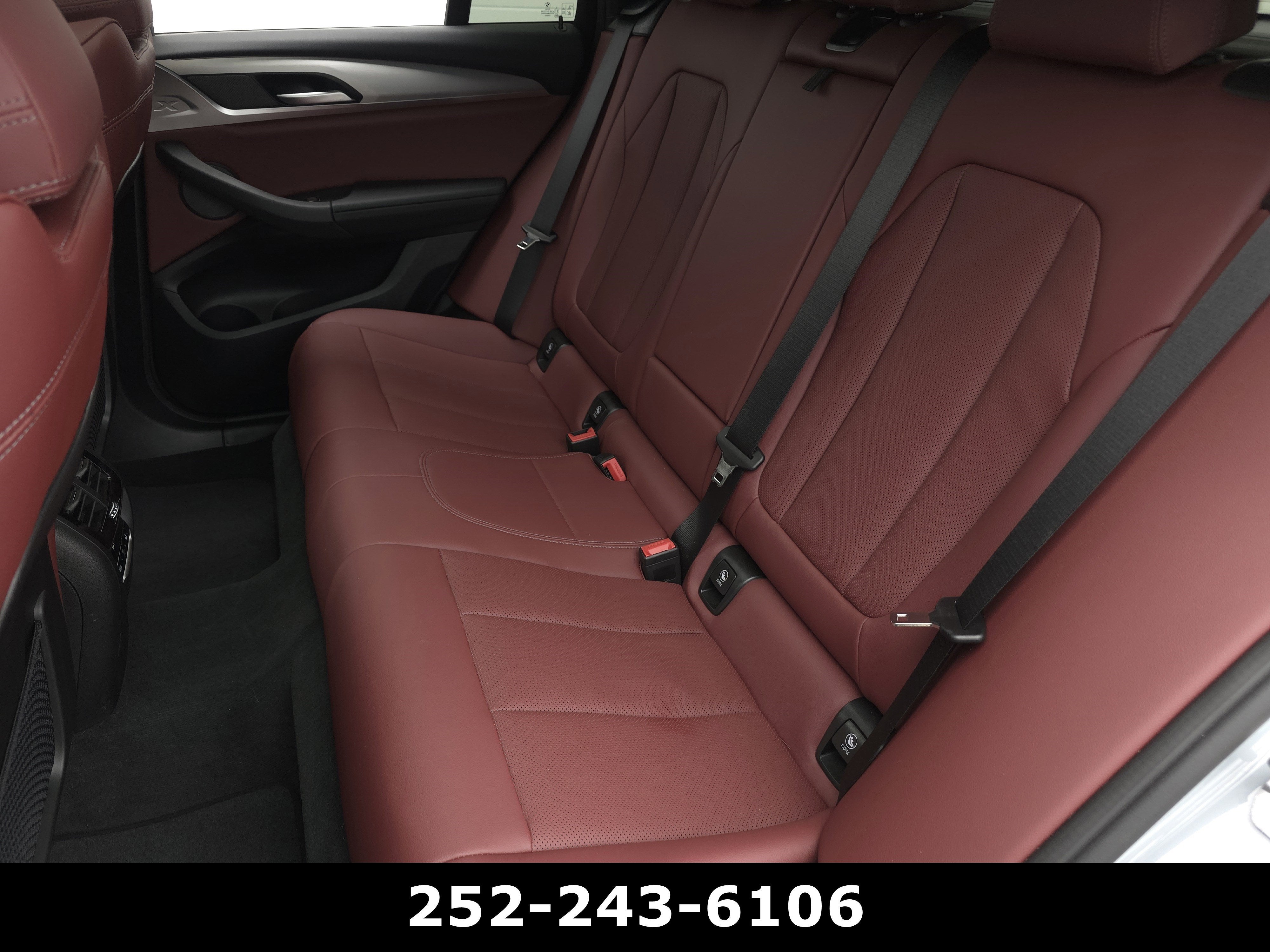 2025 BMW X4 xDrive30i