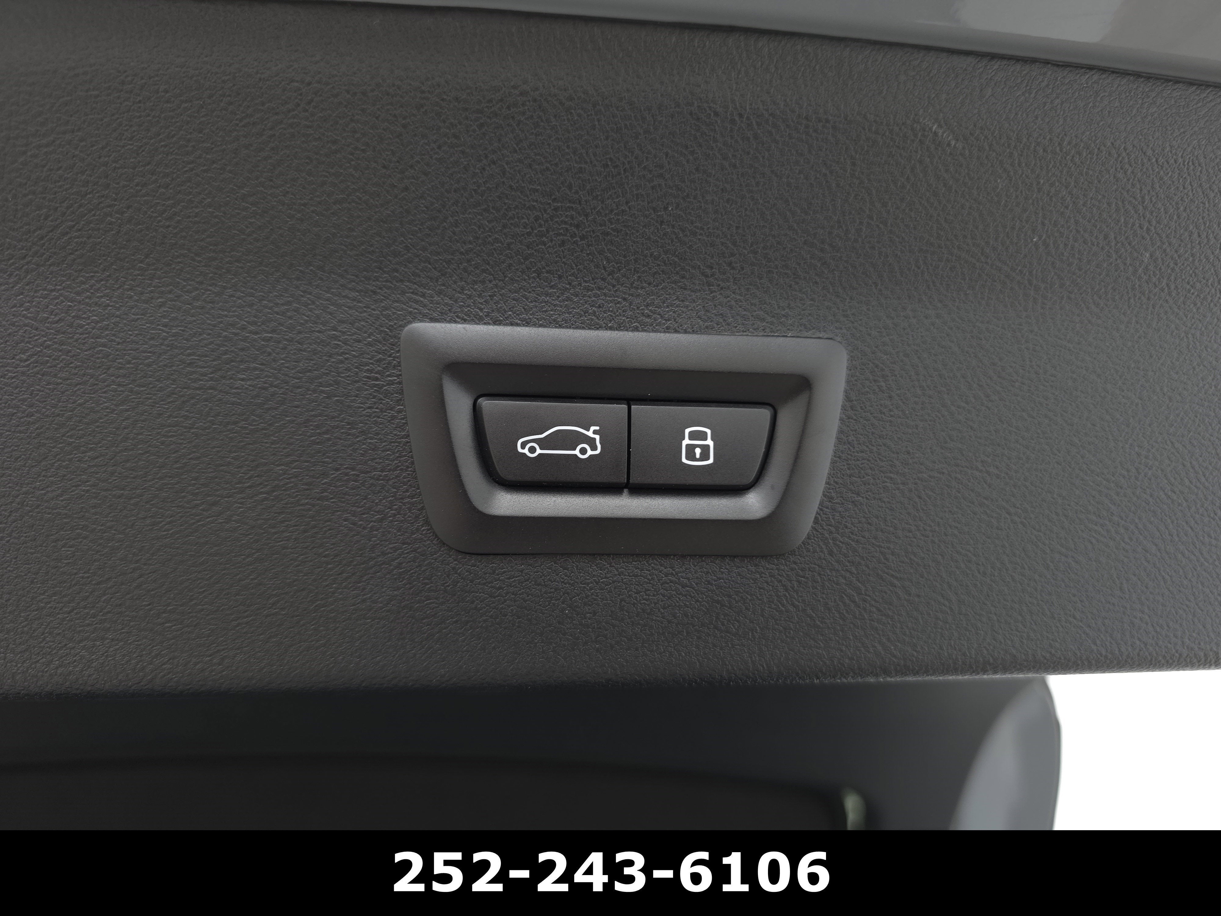 2025 BMW X4 xDrive30i