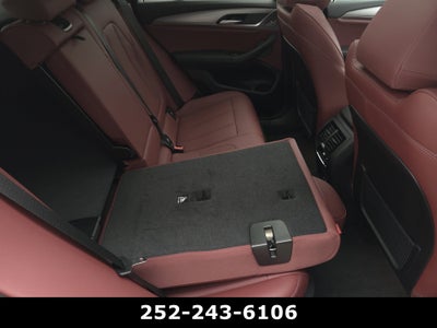 2025 BMW X4 xDrive30i