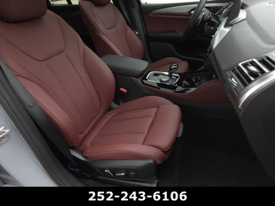 2025 BMW X4 xDrive30i