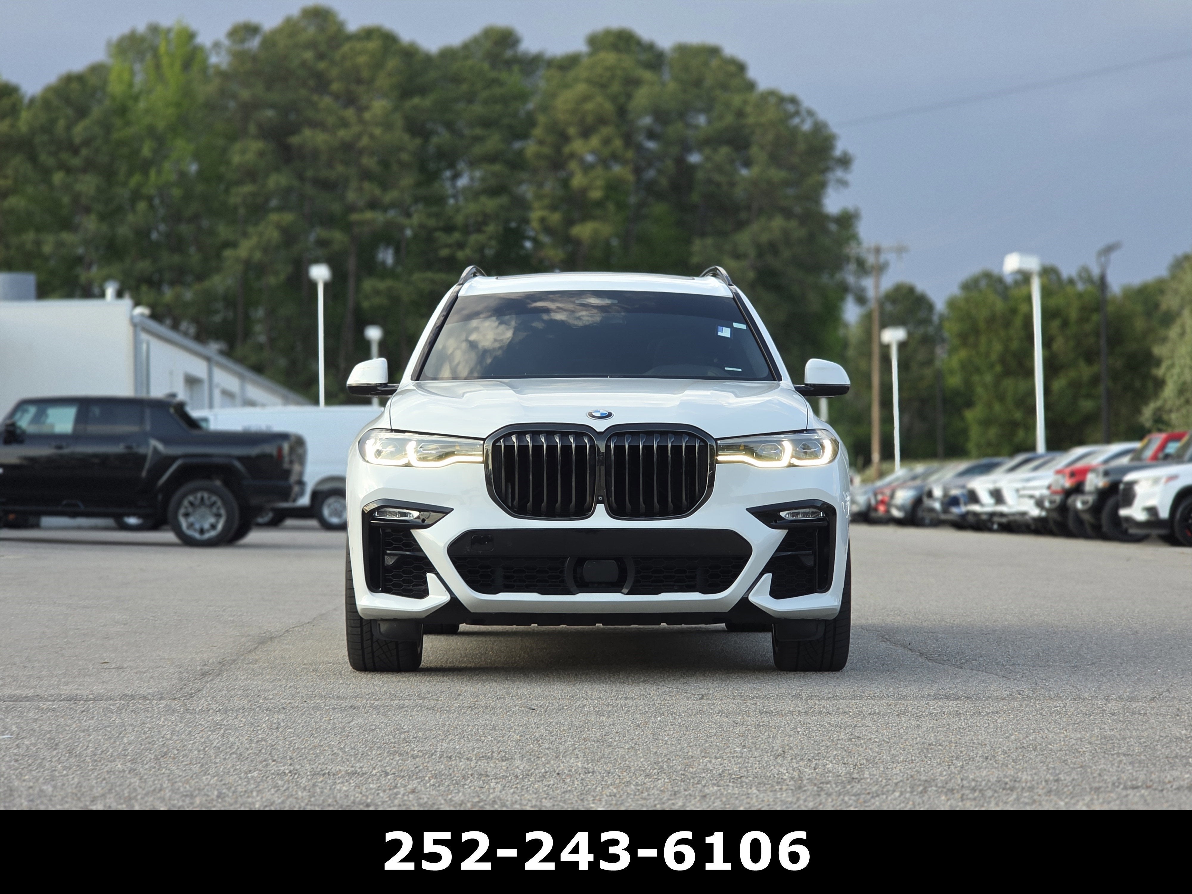 2022 BMW X7 M50i