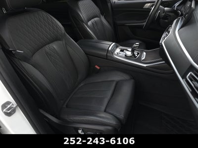 2022 BMW X7 M50i
