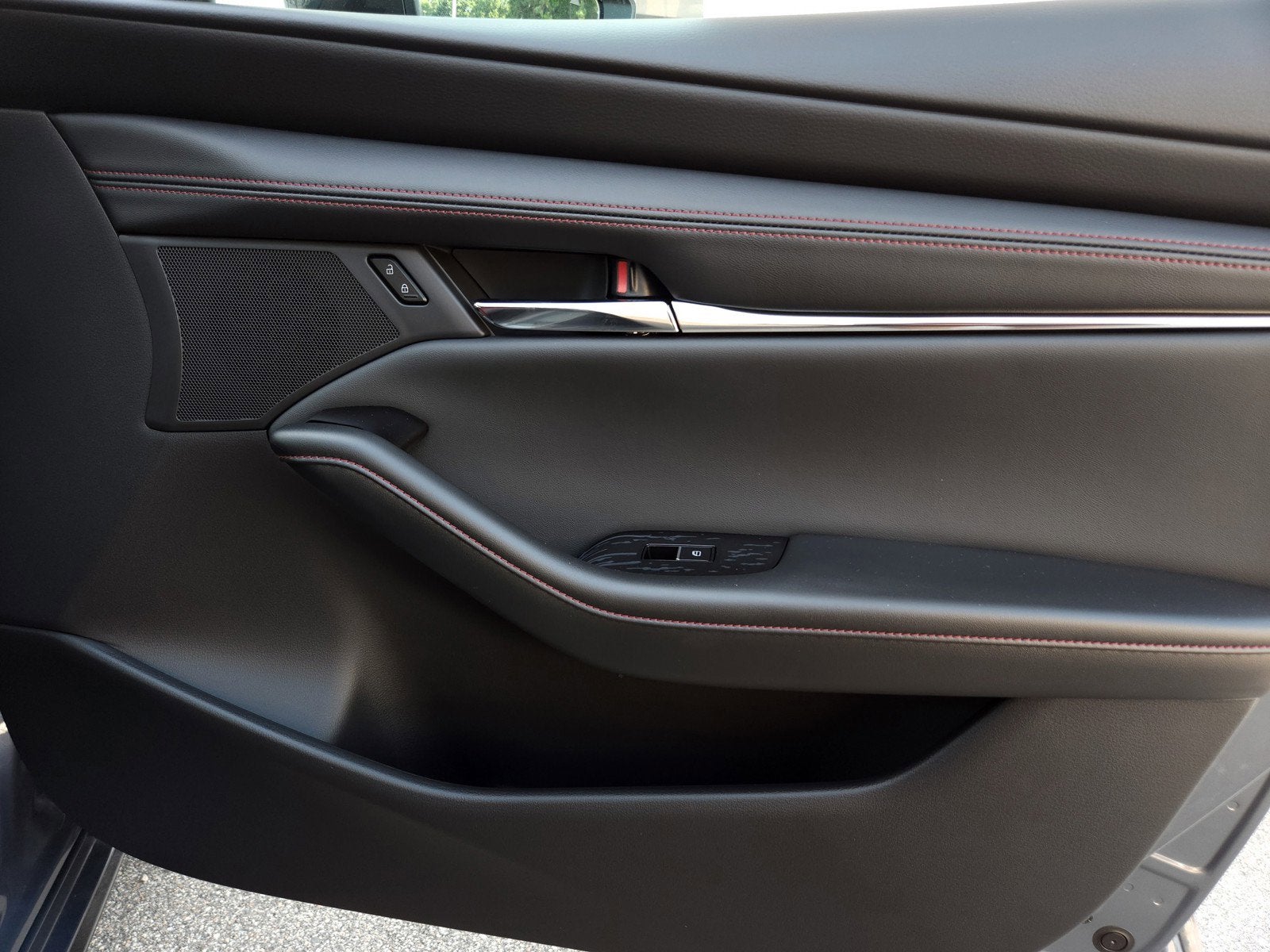 2025 Mazda Mazda3 Hatchback 2.5 S Carbon Edition