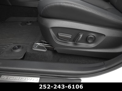 2025 Toyota Crown Signia XLE