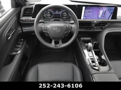 2025 Toyota Crown Signia XLE