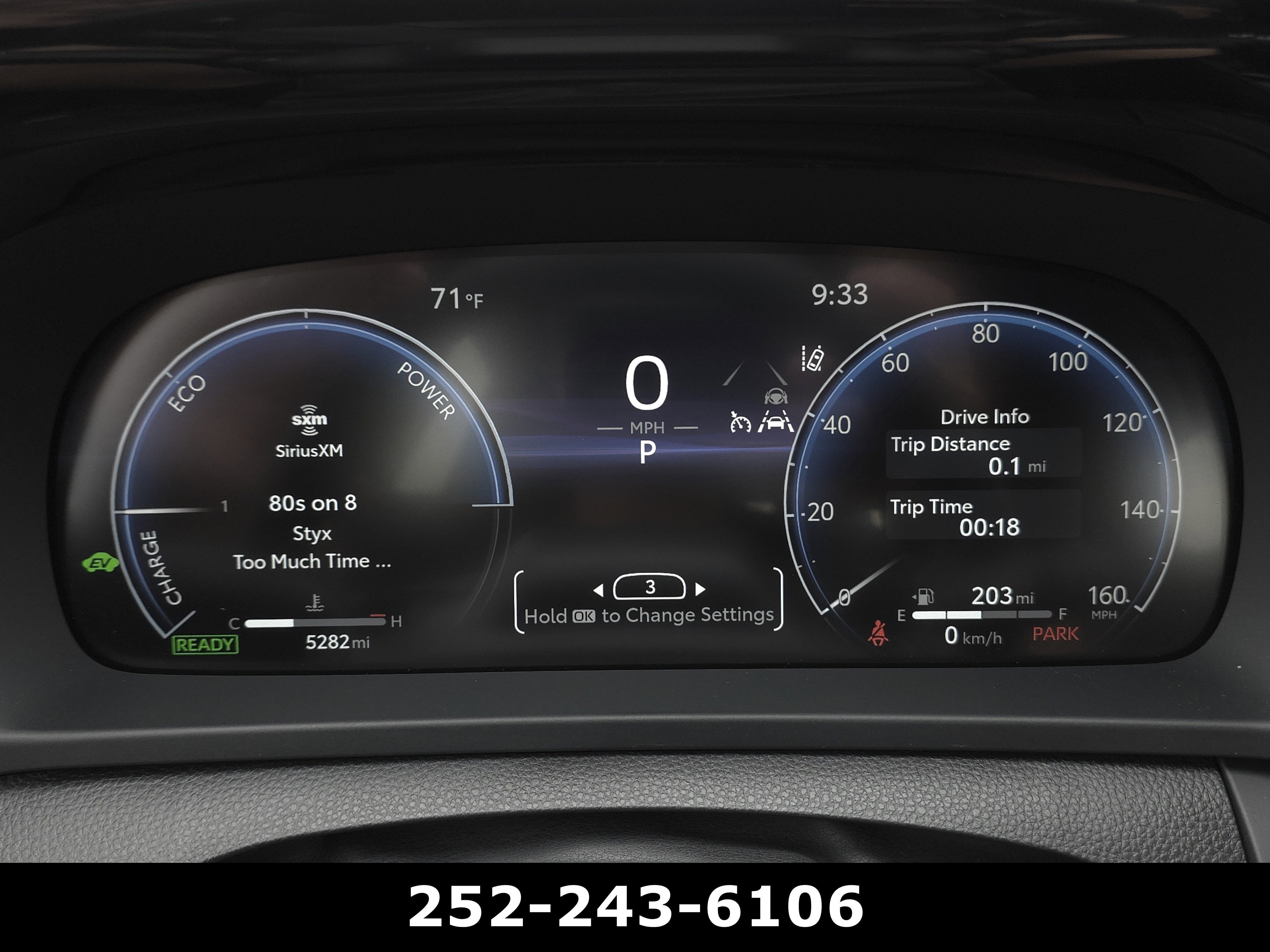 2025 Toyota Crown Signia XLE