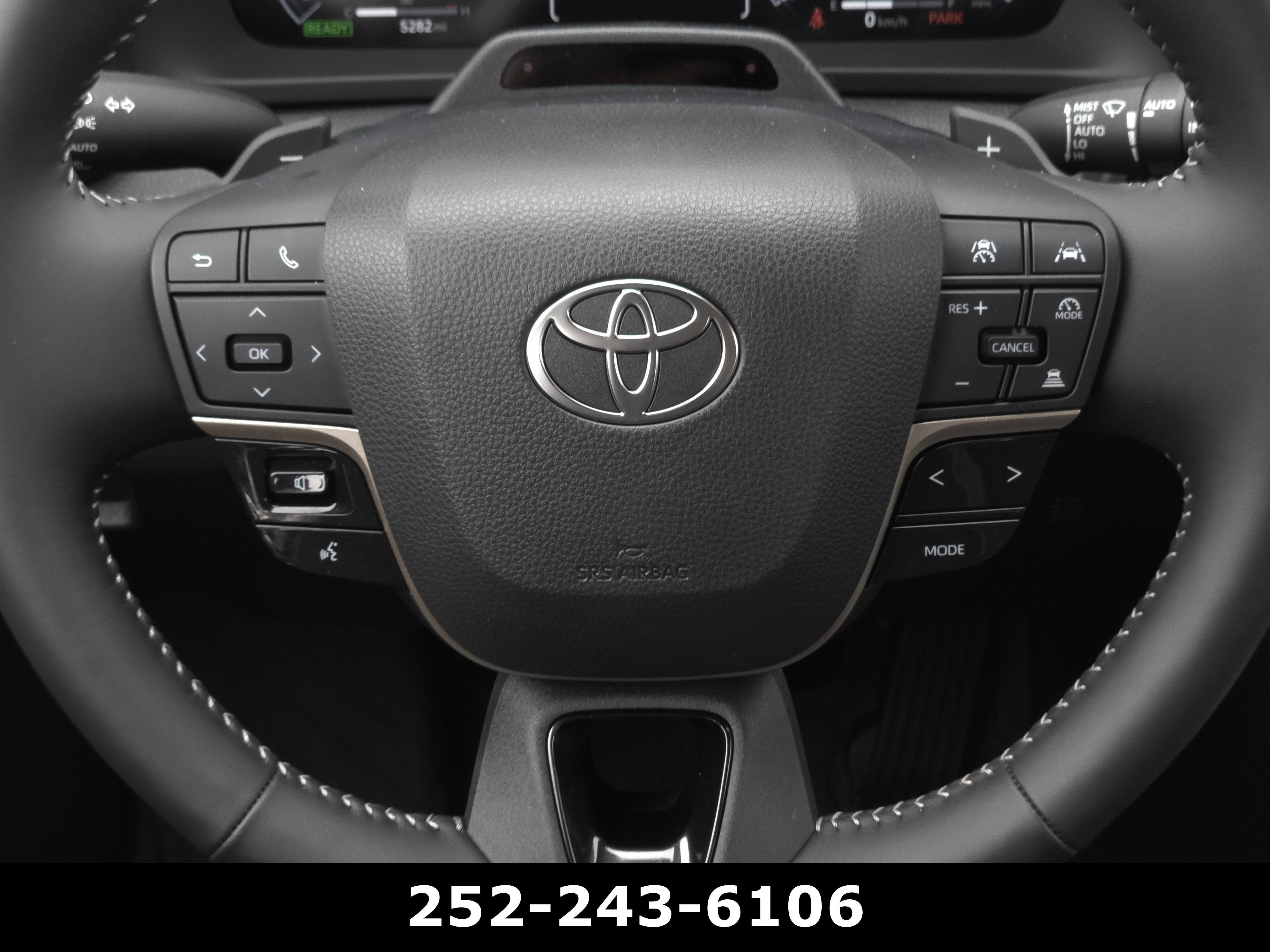 2025 Toyota Crown Signia XLE