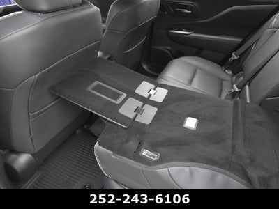 2025 Toyota Crown Signia XLE