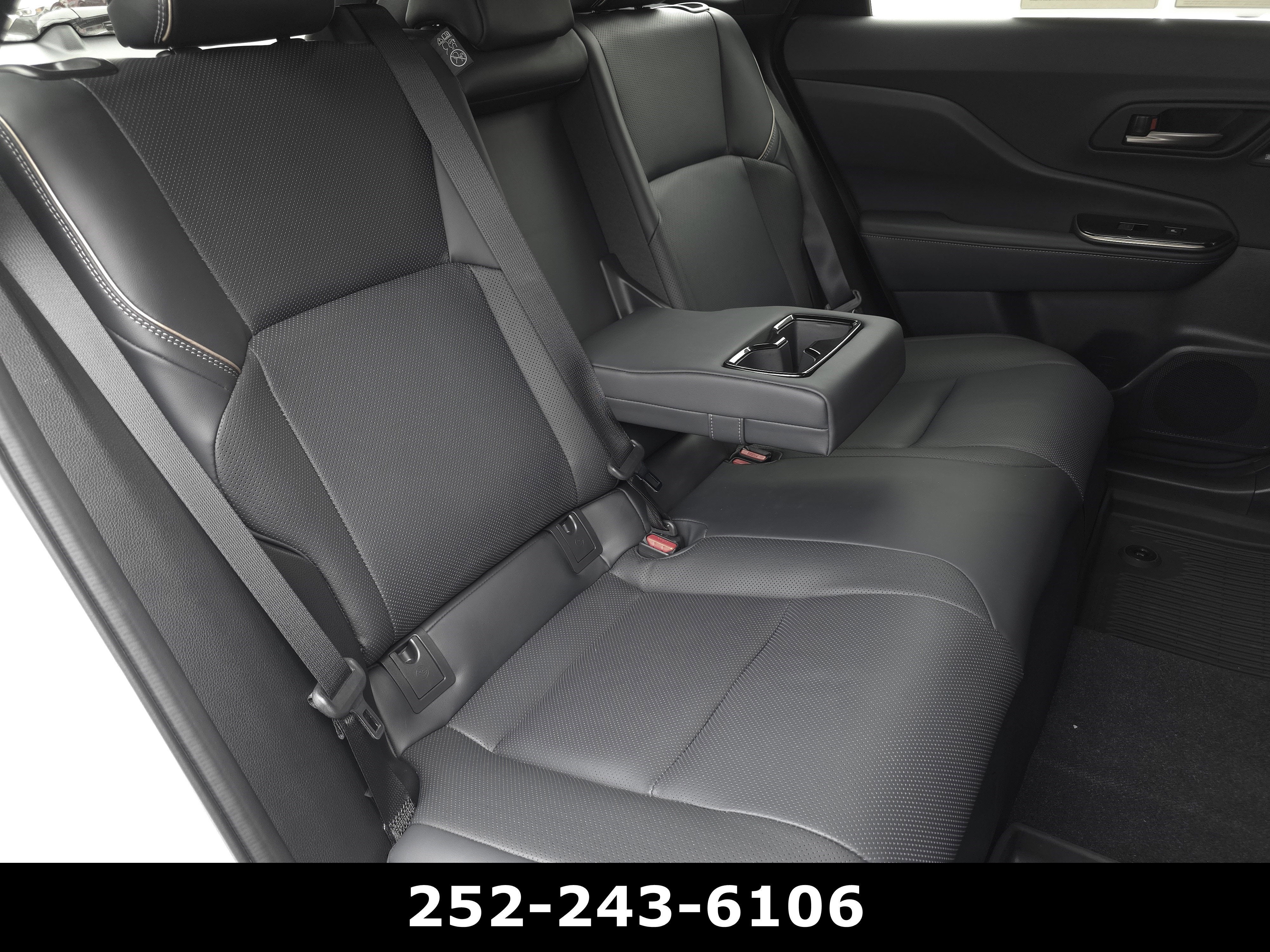 2025 Toyota Crown Signia XLE