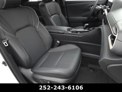 2025 Toyota Crown Signia XLE