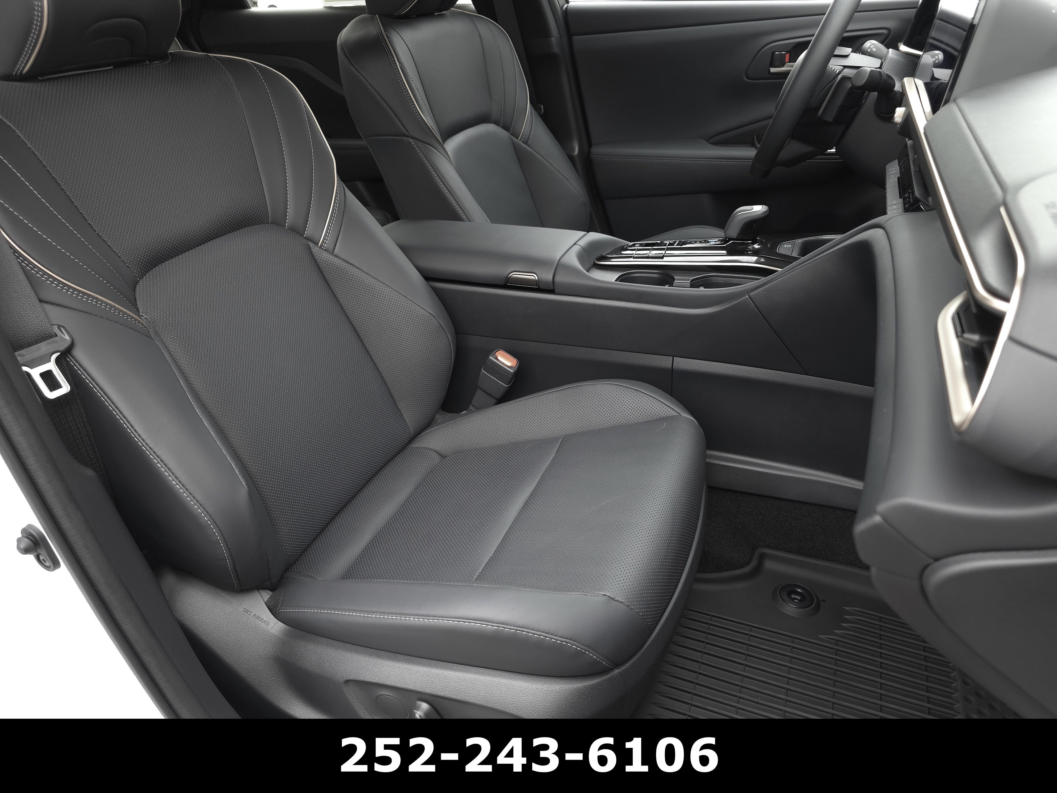 2025 Toyota Crown Signia XLE