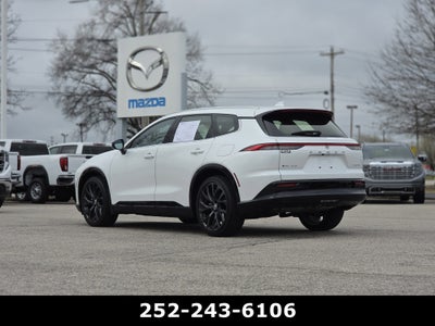 2025 Toyota Crown Signia XLE