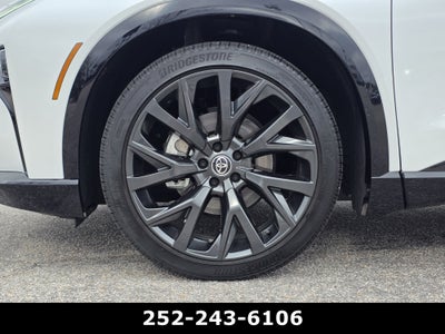 2025 Toyota Crown Signia XLE