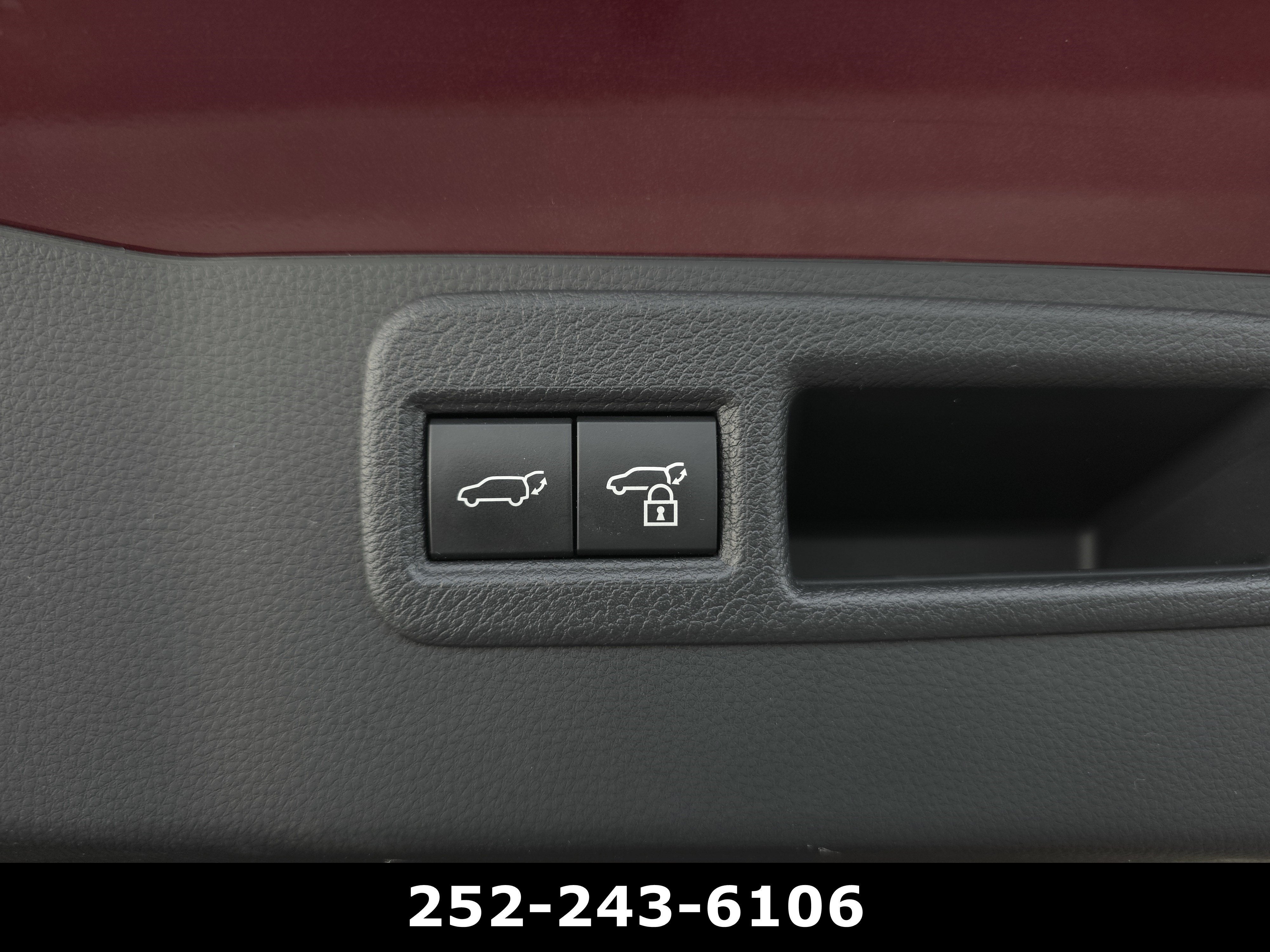 2024 Toyota Venza LE