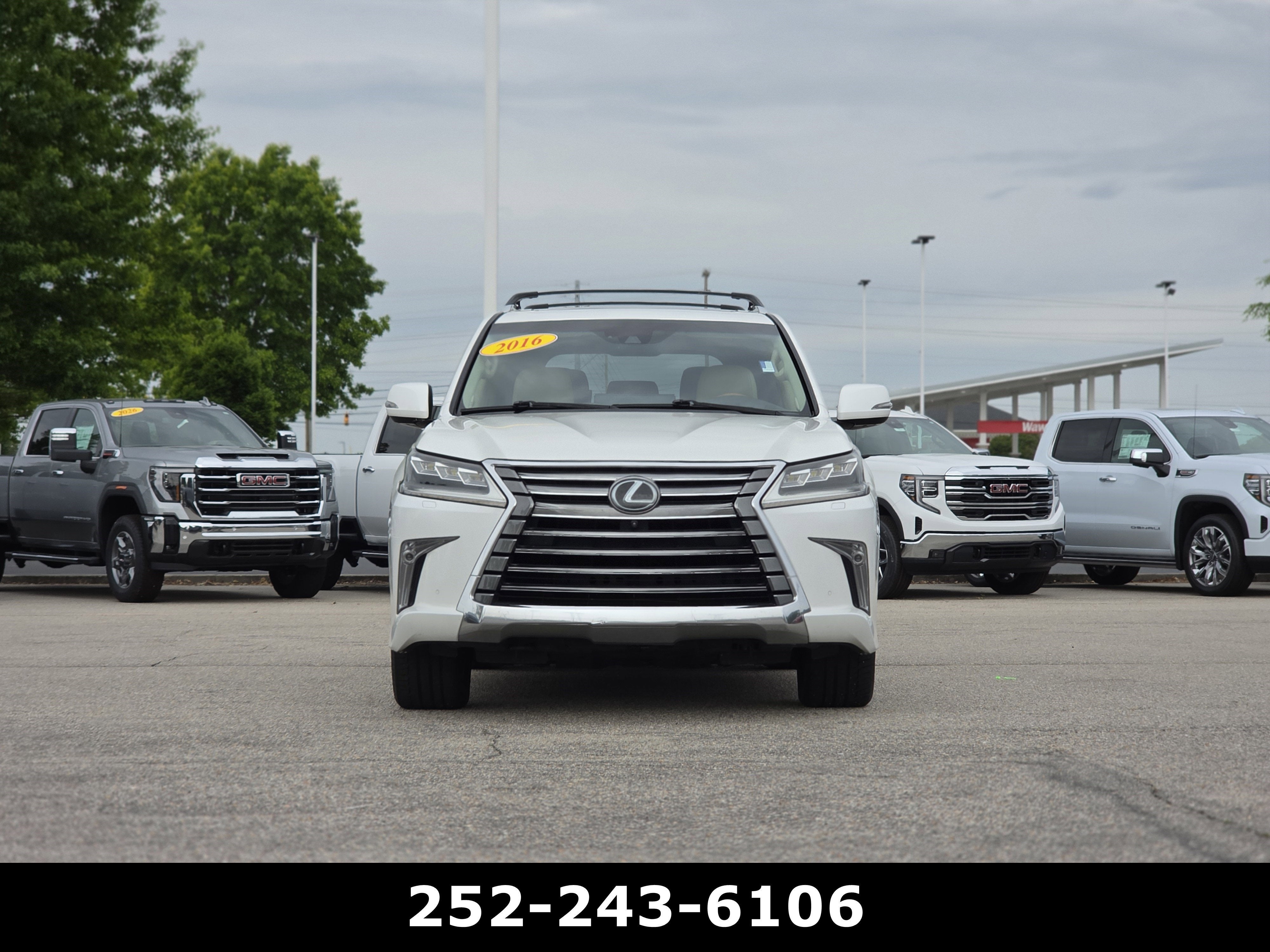 2016 Lexus LX 570 4WD 4dr