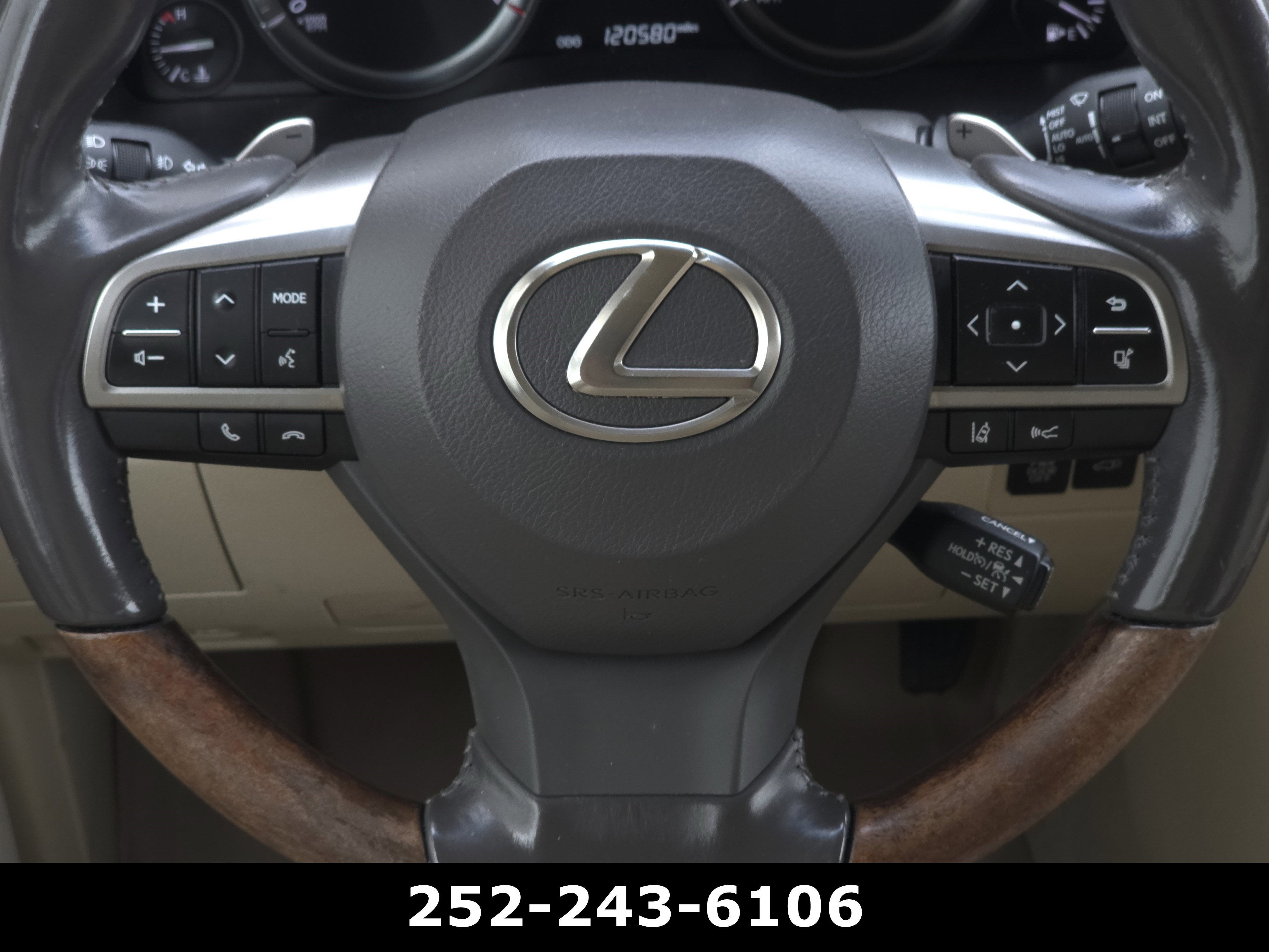 2016 Lexus LX 570 4WD 4dr