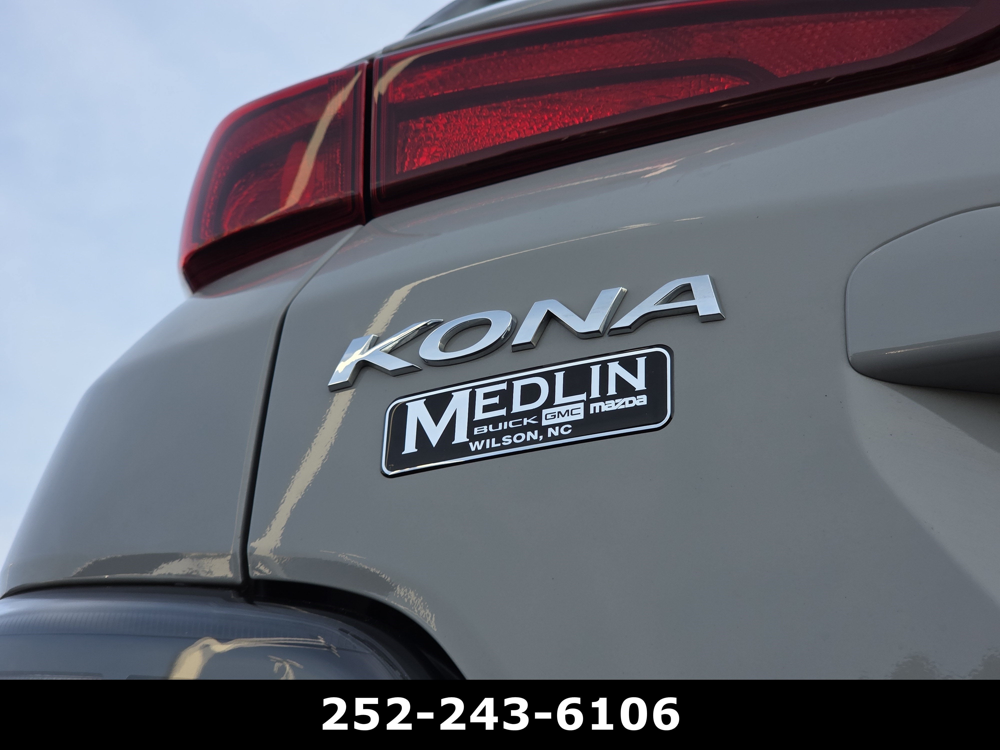 2023 Hyundai KONA SEL