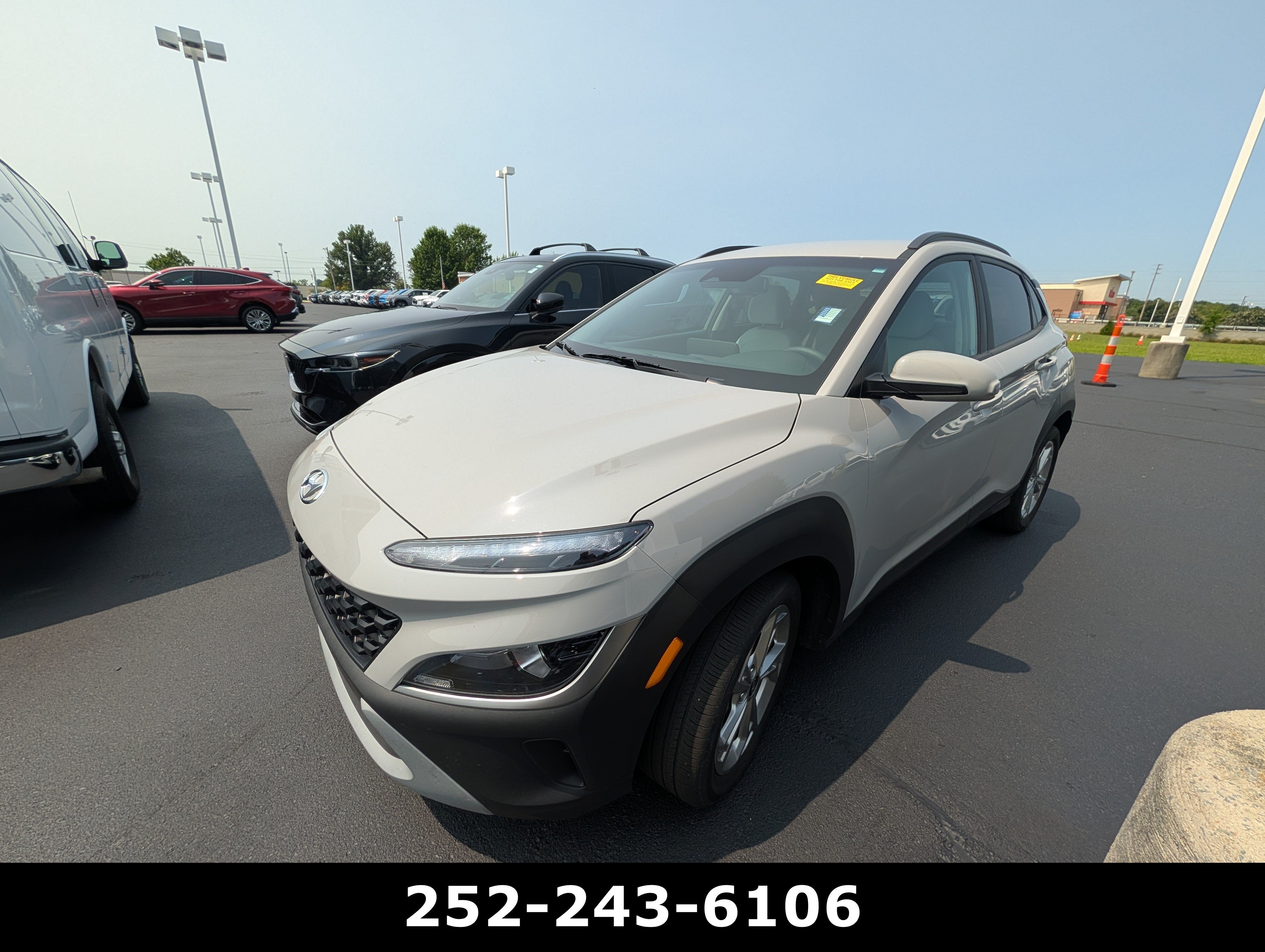 2023 Hyundai KONA SEL