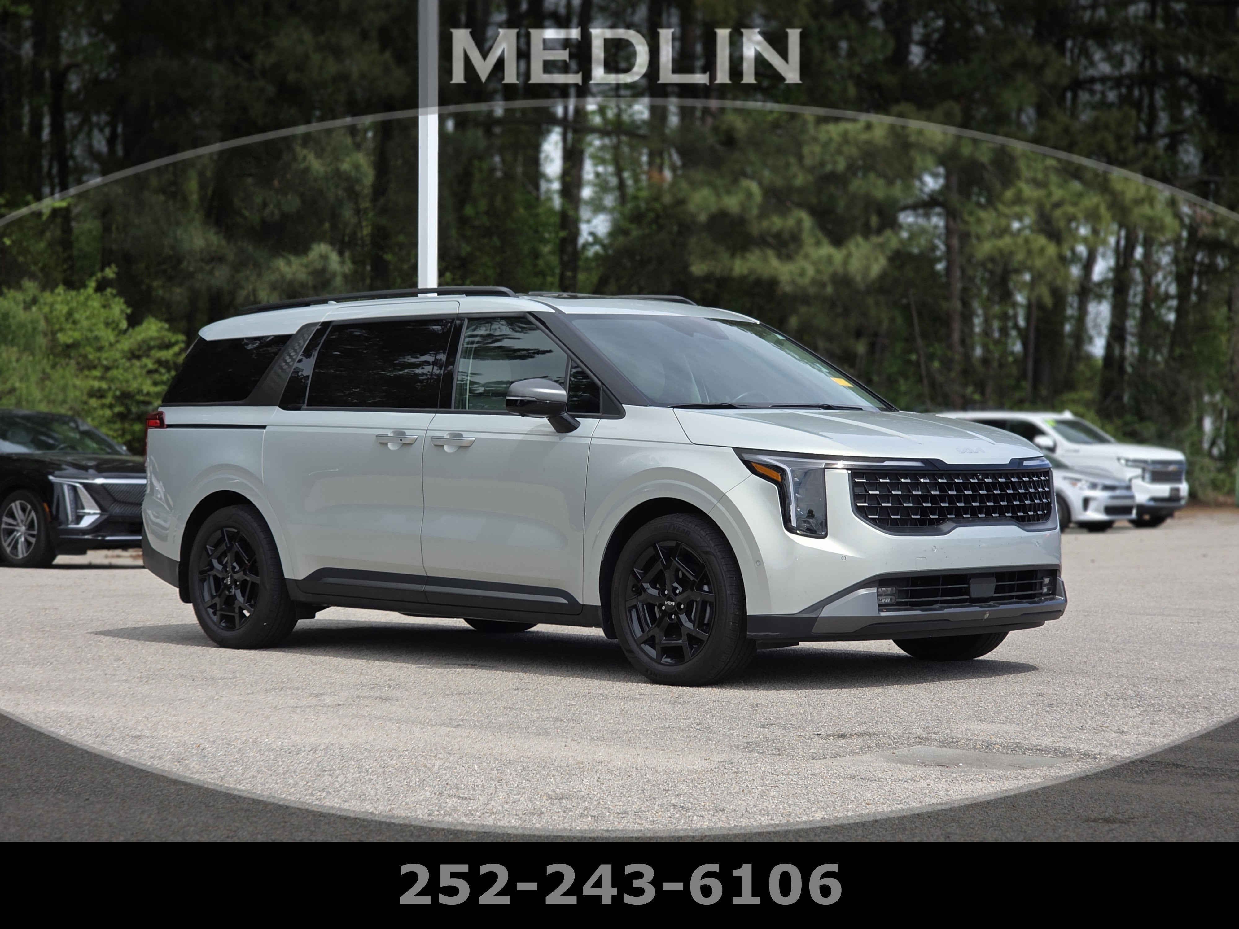 2025 Kia Carnival SX