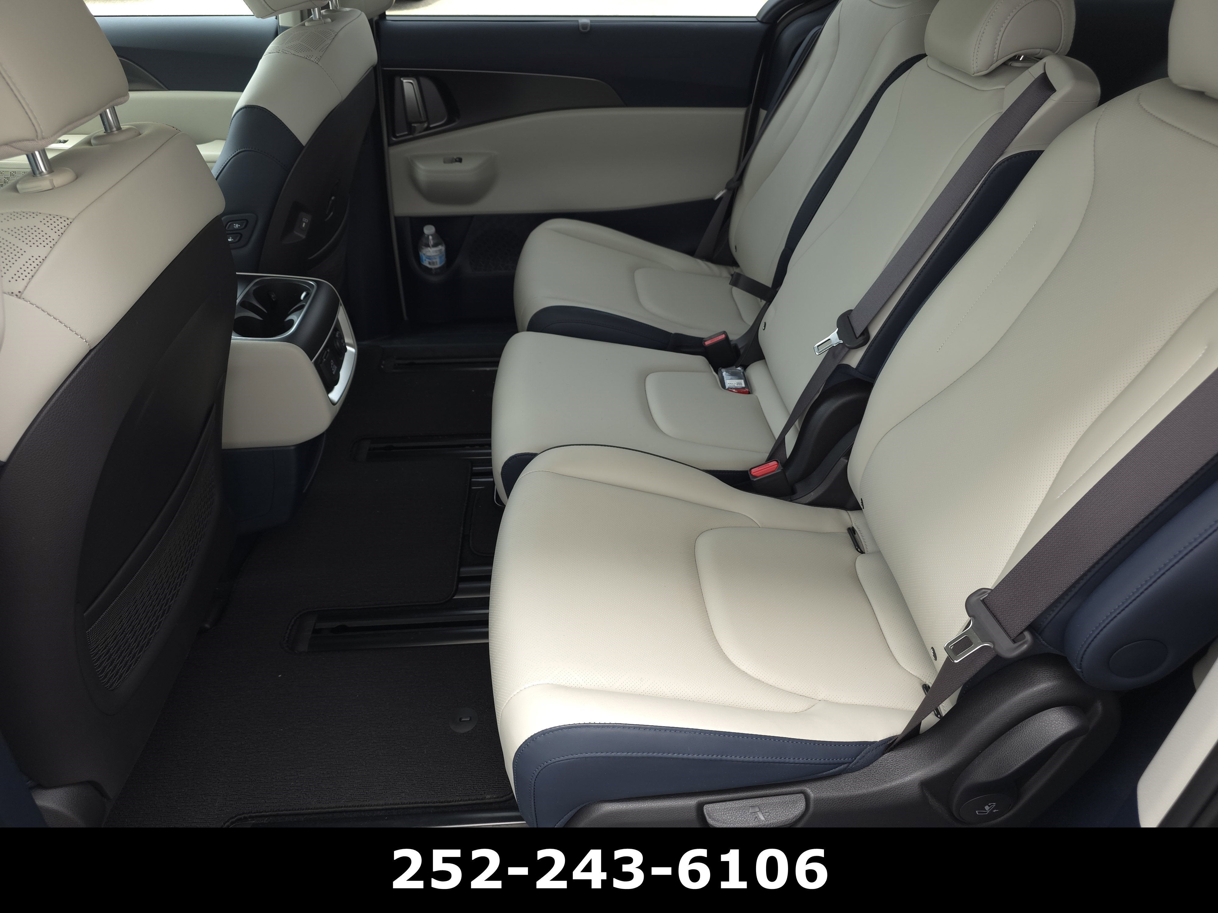 2025 Kia Carnival SX