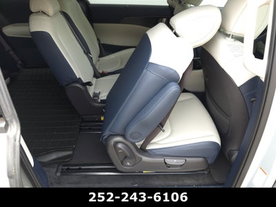 2025 Kia Carnival SX