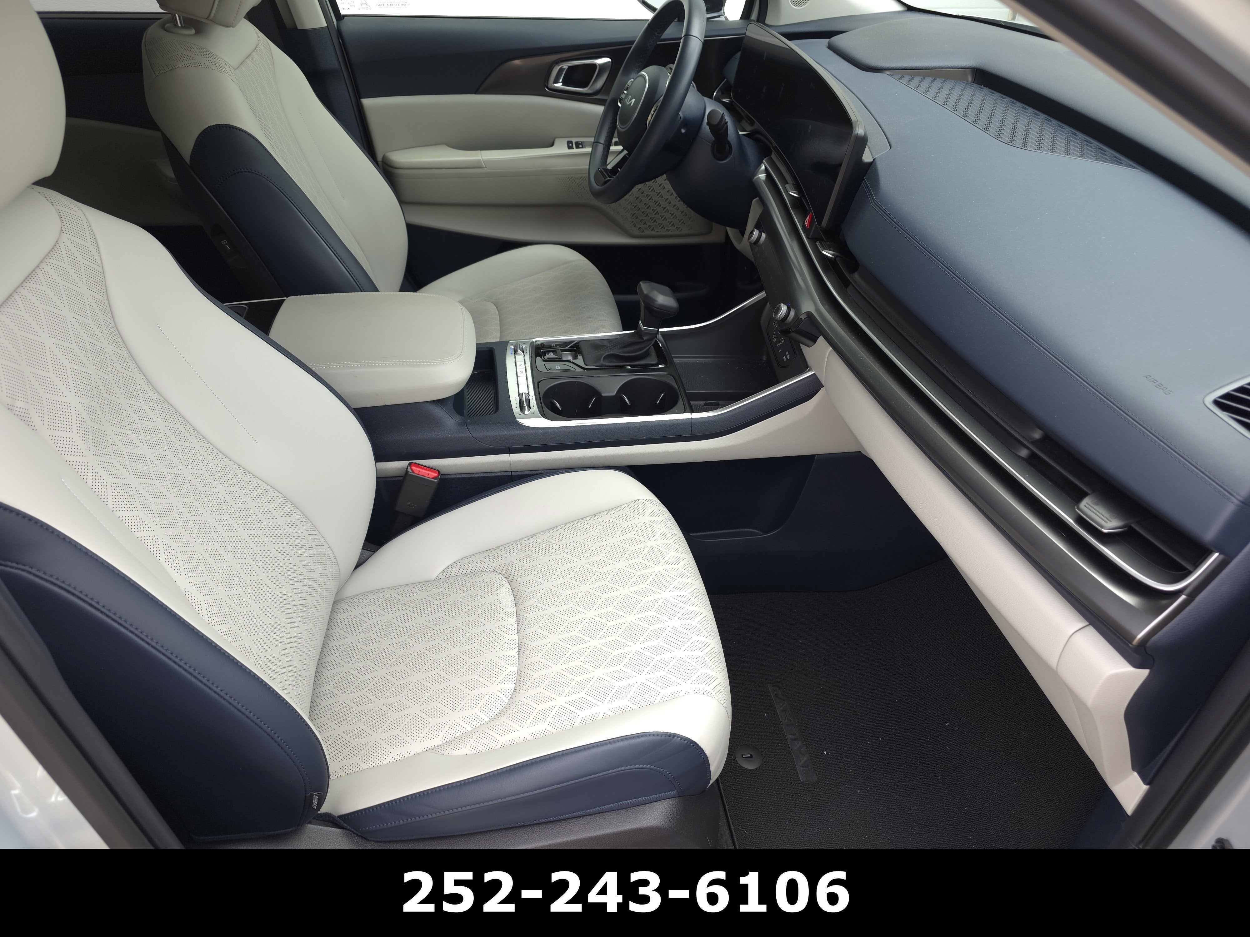 2025 Kia Carnival SX