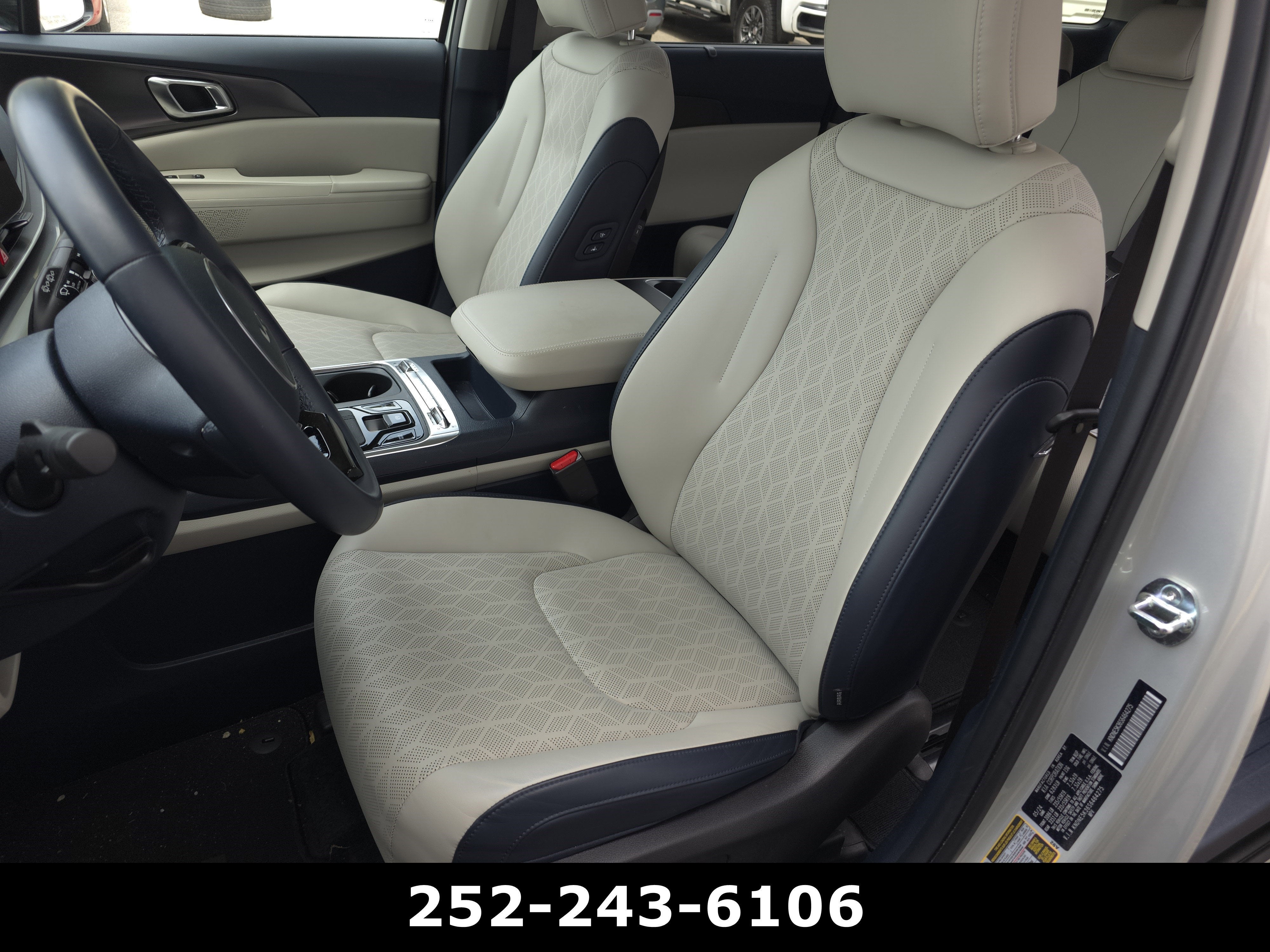 2025 Kia Carnival SX