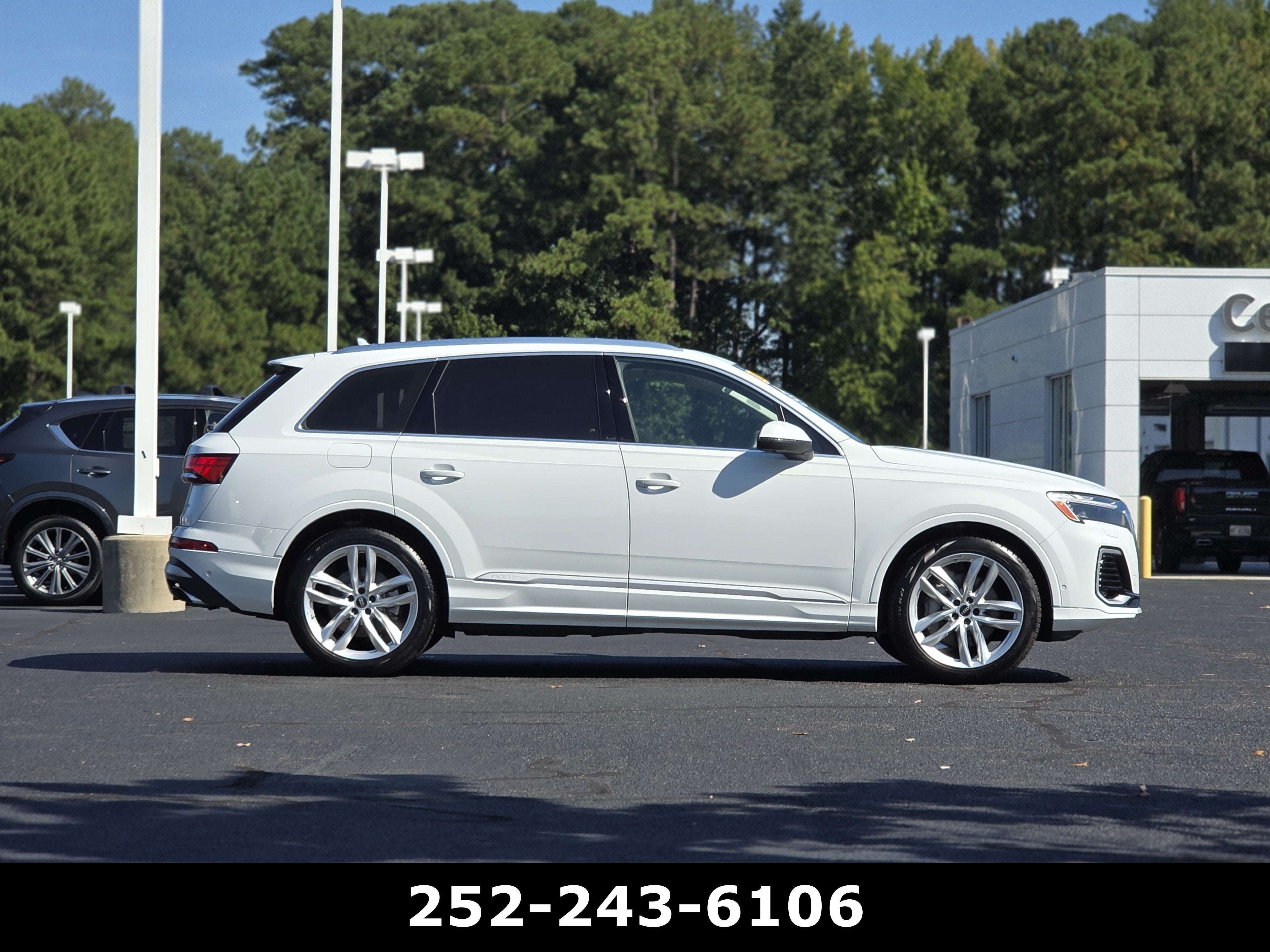 2025 Audi Q7 Premium Plus