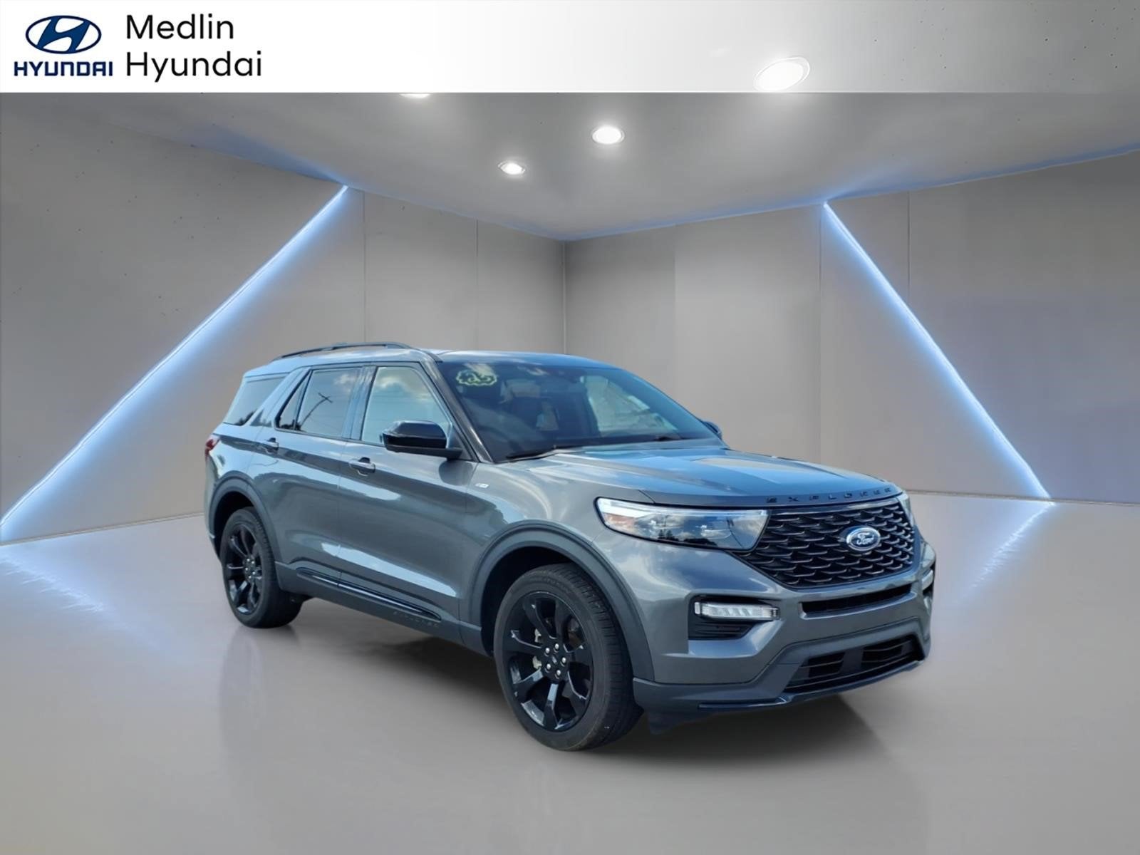 2023 Ford Explorer ST-Line