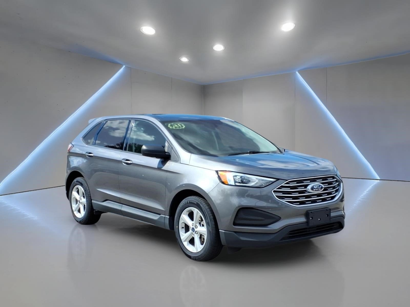 2021 Ford Edge SE