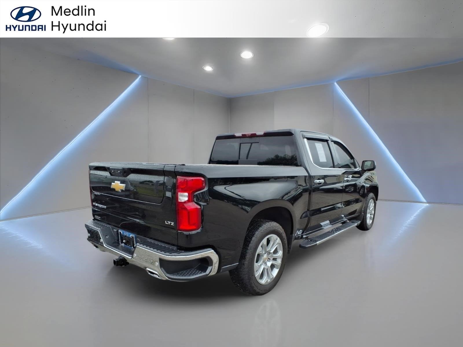 2025 Chevrolet Silverado 1500 LTZ