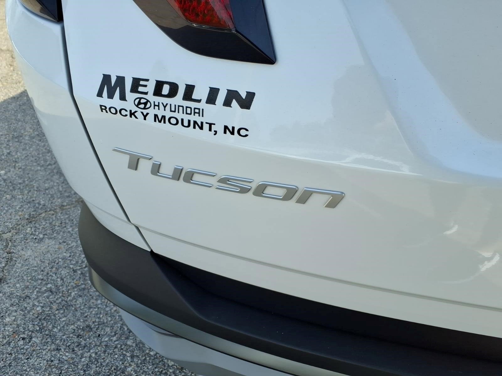 2025 Hyundai TUCSON SE