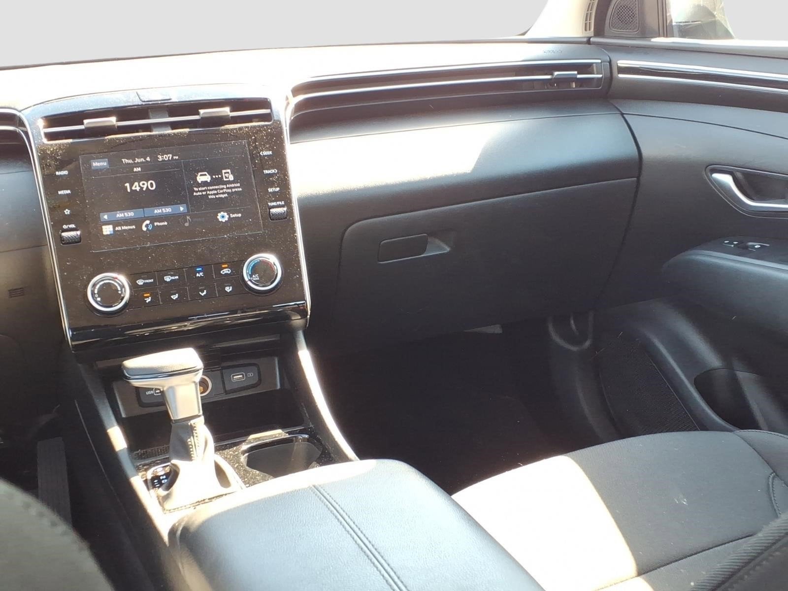 2024 Hyundai TUCSON SE