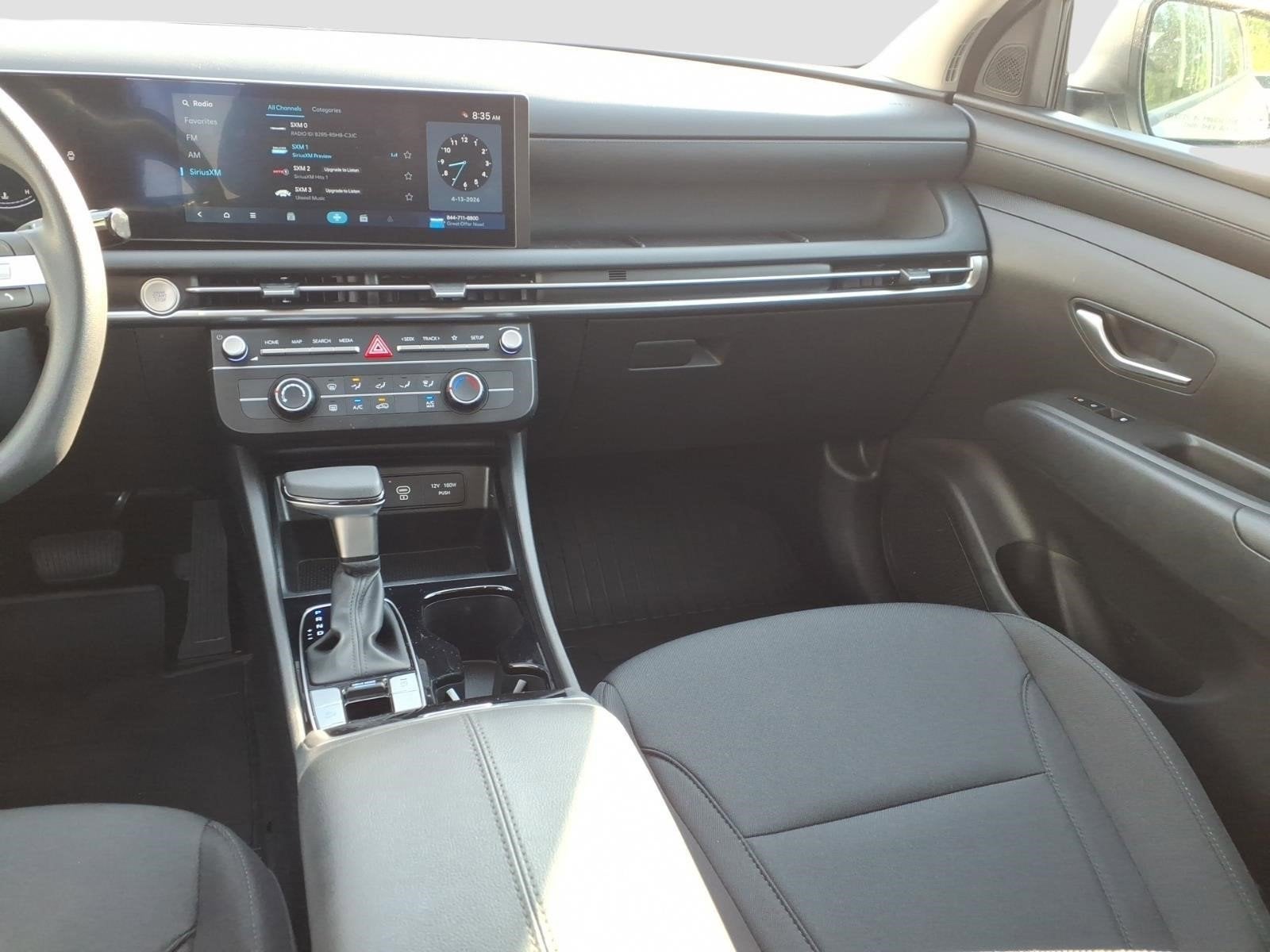 2025 Hyundai TUCSON SE