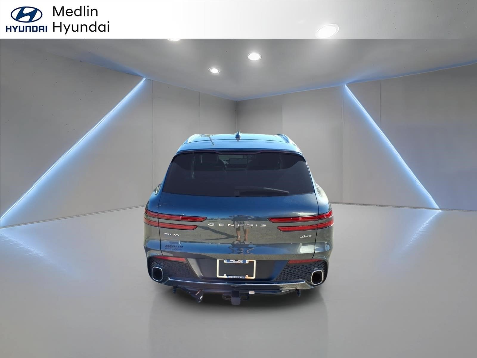 2024 Genesis GV70 2.5T