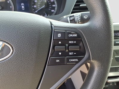 2017 Hyundai SONATA SE