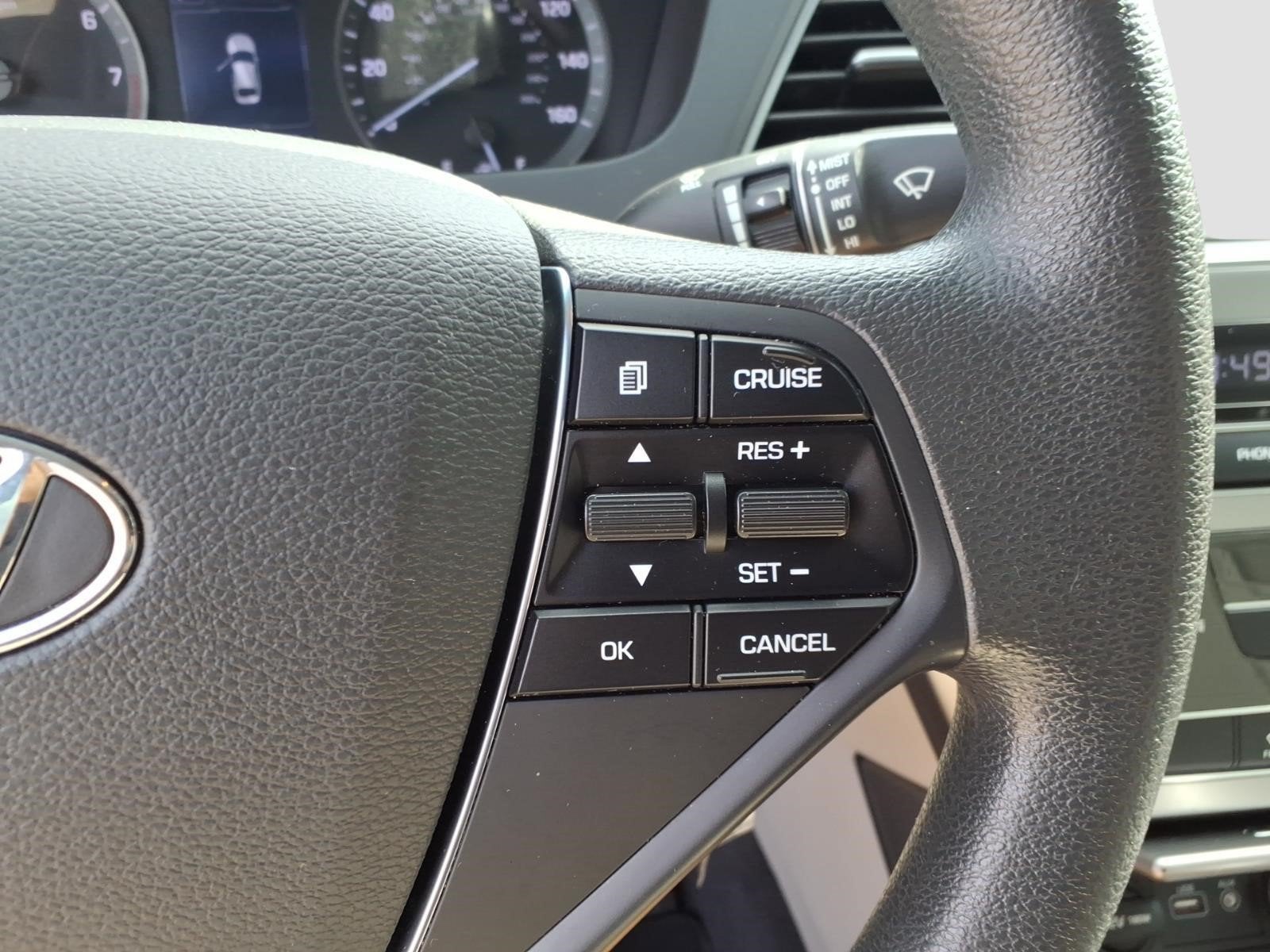 2017 Hyundai SONATA SE