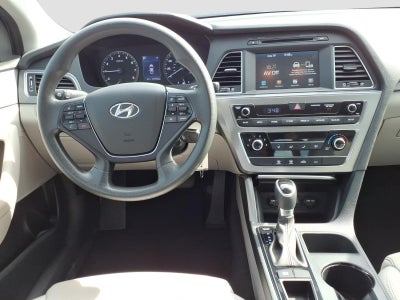2017 Hyundai SONATA SE