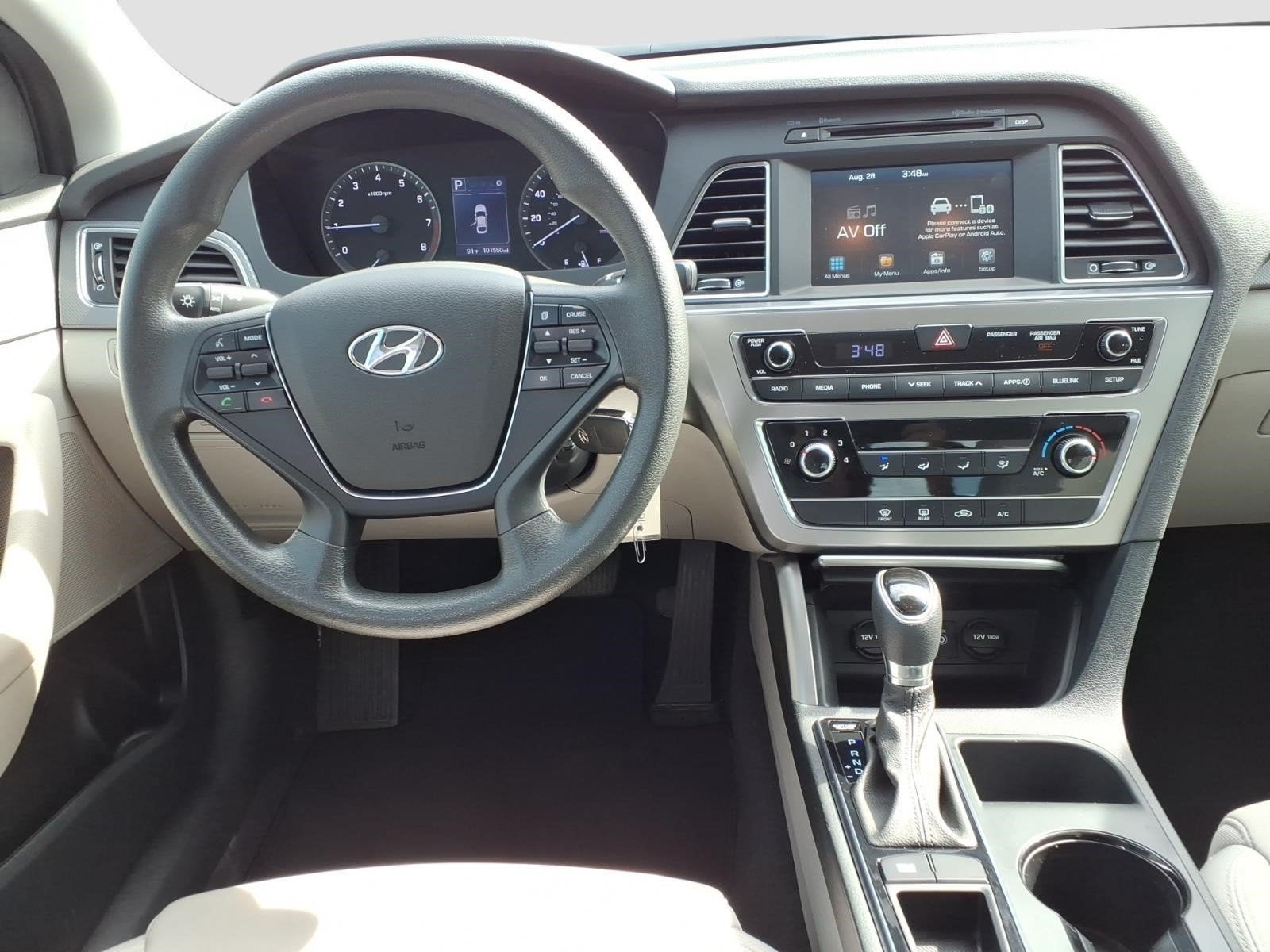 2017 Hyundai SONATA SE